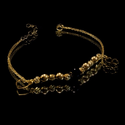 Złota bransoletka z koralikami Charms – zawieszki Koniczynka i Serce – pr 585