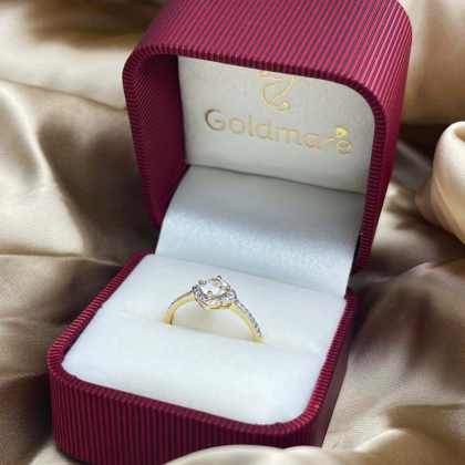 Pierścionek z Białym Szafirem 0,60ct i Brylantami 0,13ct ze złota próby 585. W-0603BSZ