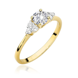 Pierścionek z Białym Szafirem 0,60 ct i Diamentami 0,18 ct ze złota próby 585. W-0451BSZD