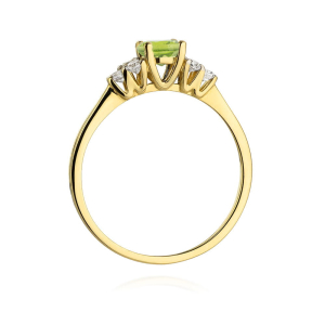 Pierścionek z Oliwinem 0,60 ct i Diamentami 0,18ct ze złota próby 585. W-0451OD