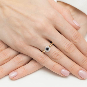 Pierścionek zaręczynowy z czarnym Diamentem 0,50ct, złoto próby 585. W-0622CZ